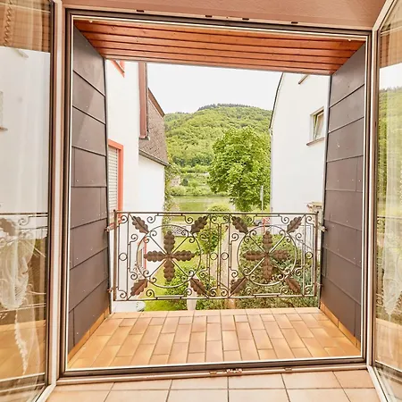 Liva B Bernkastel-Kues